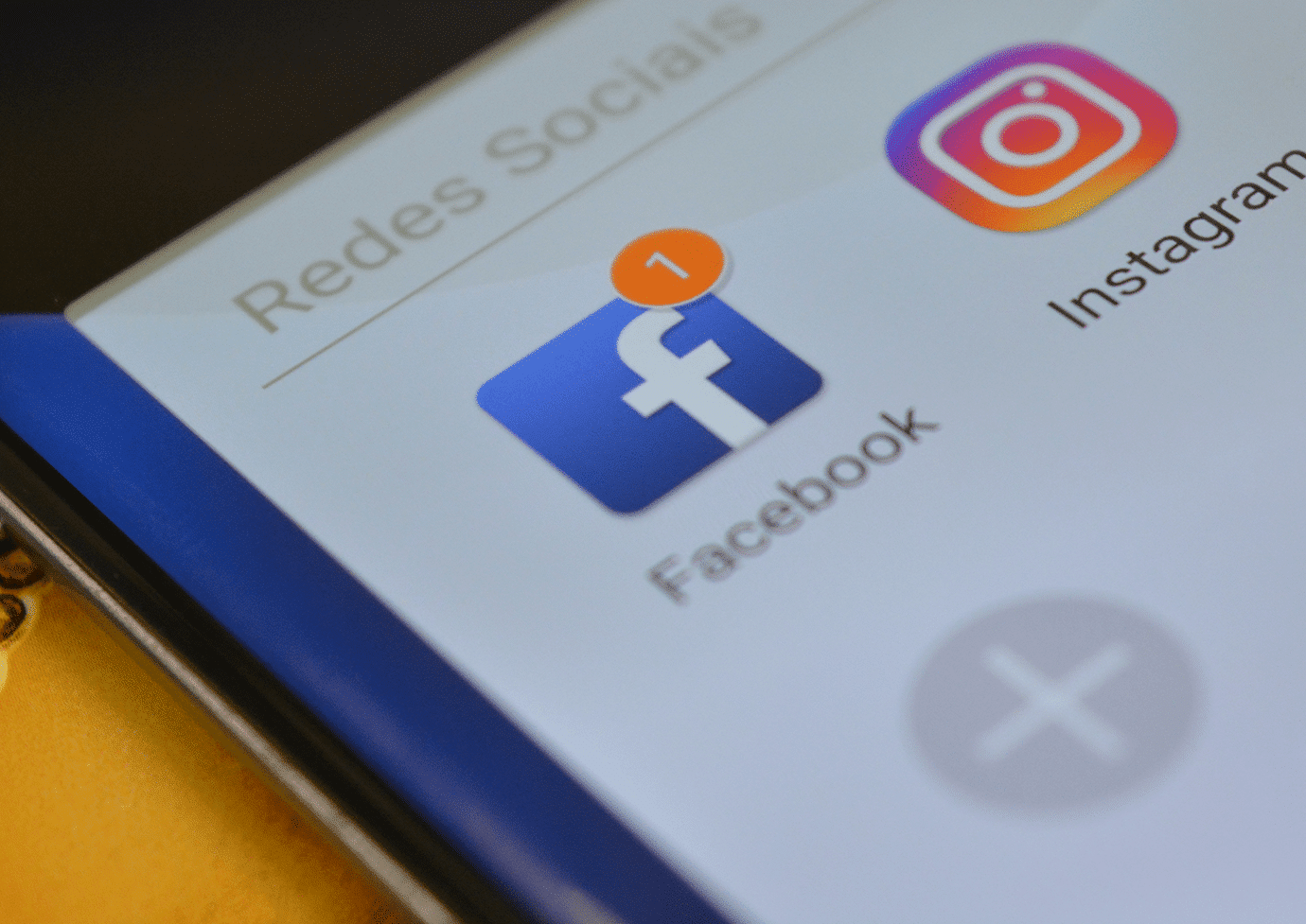 Facebook e Instagram barram menores de 13 anos